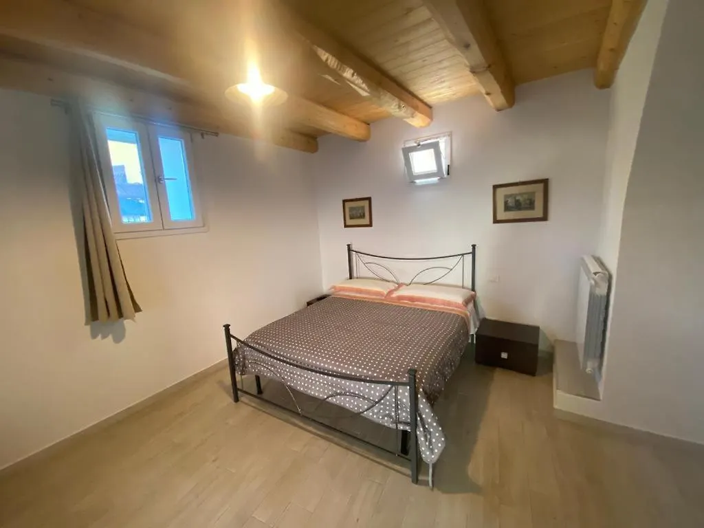 Appartement La Casa Di Nonno Enrico Vicino Alle Cinque Terre à Riccò del Golfo di Spezia
